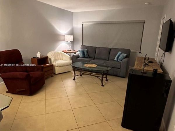 1481 S Ocean Blvd , Unit 102E, Lauderdale By The Sea, FL 33062