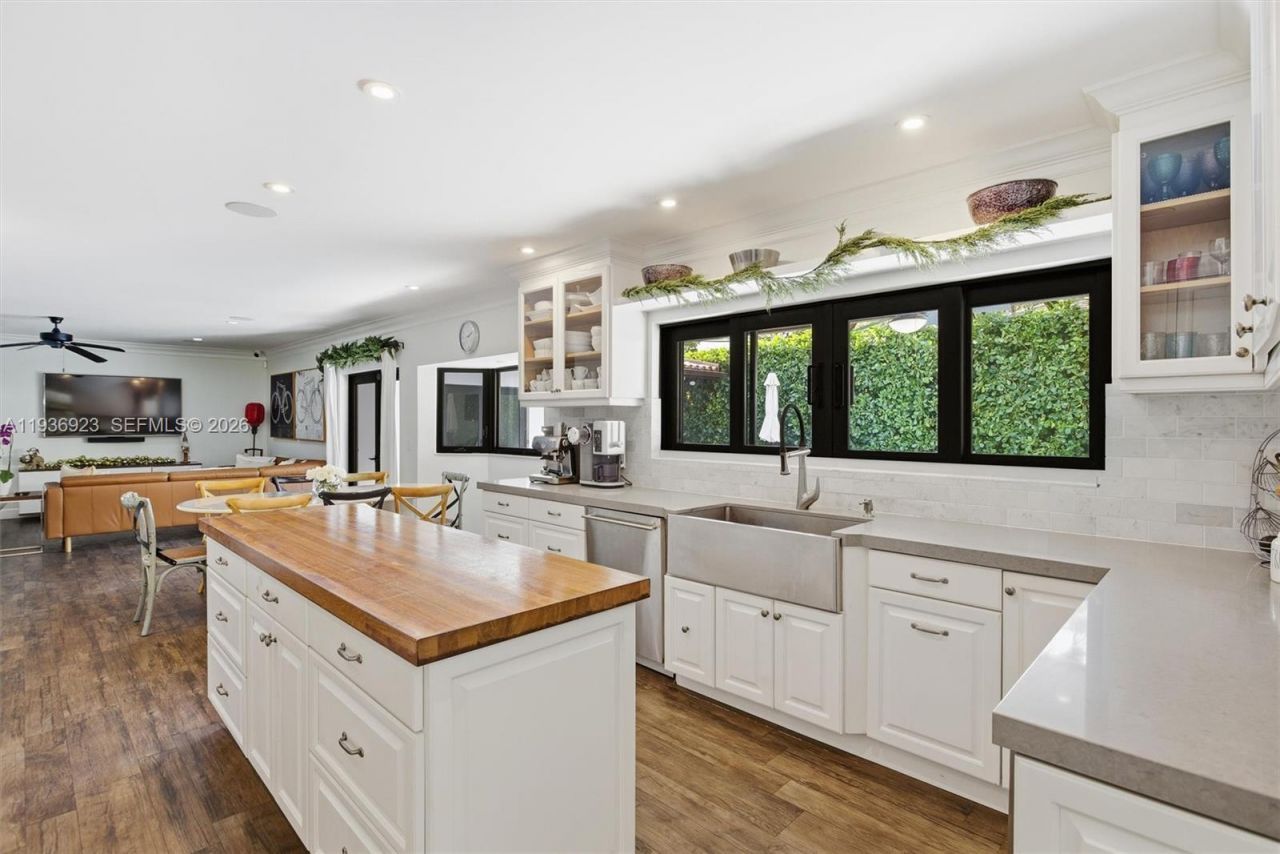 12510 Ramiro St, Coral Gables, FL 33156 Photo