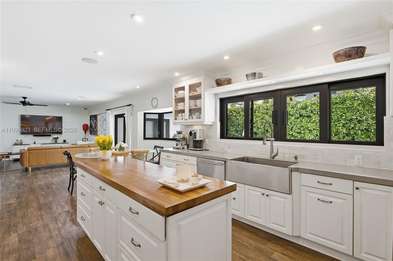 12510 Ramiro St, Coral Gables, FL 33156 Photo