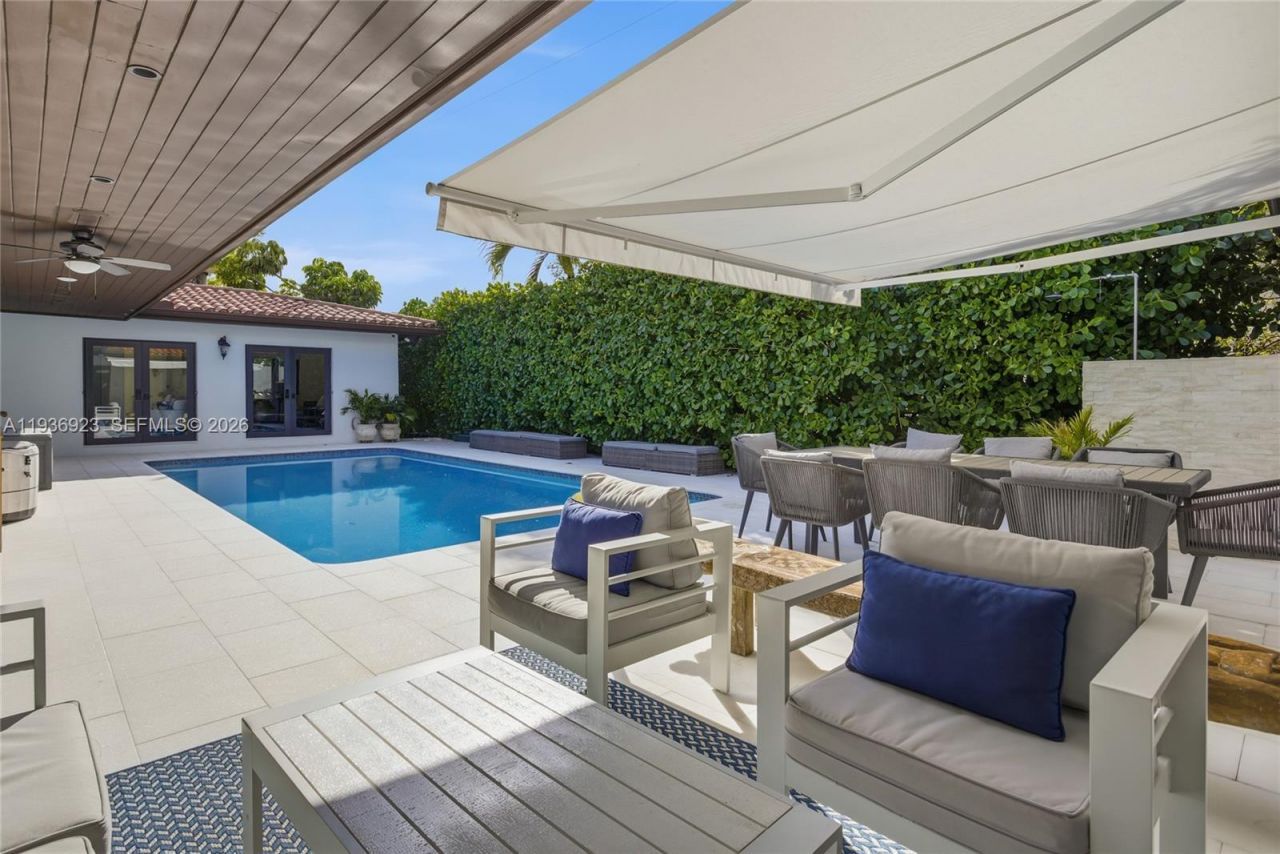 12510 Ramiro St, Coral Gables, FL 33156 Photo