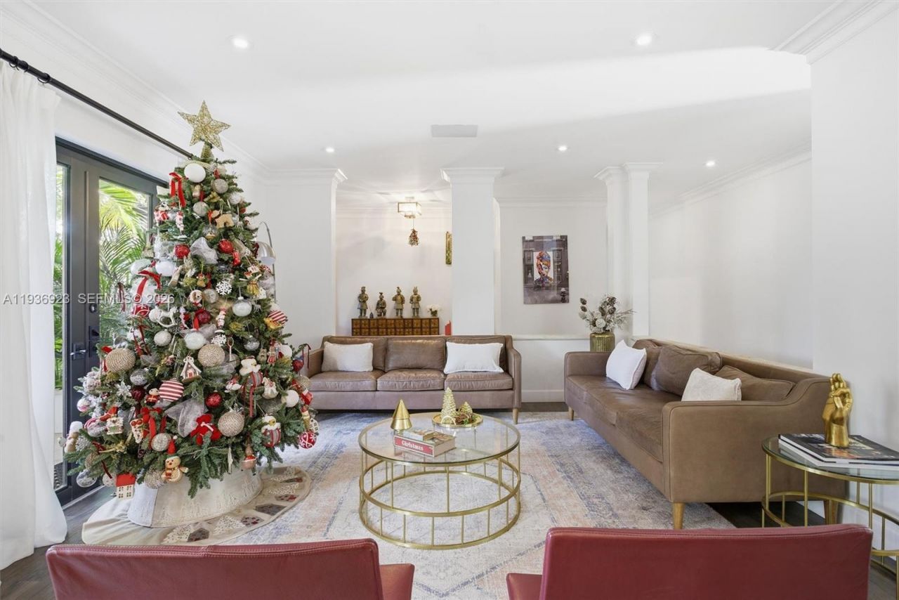 12510 Ramiro St, Coral Gables, FL 33156 Photo