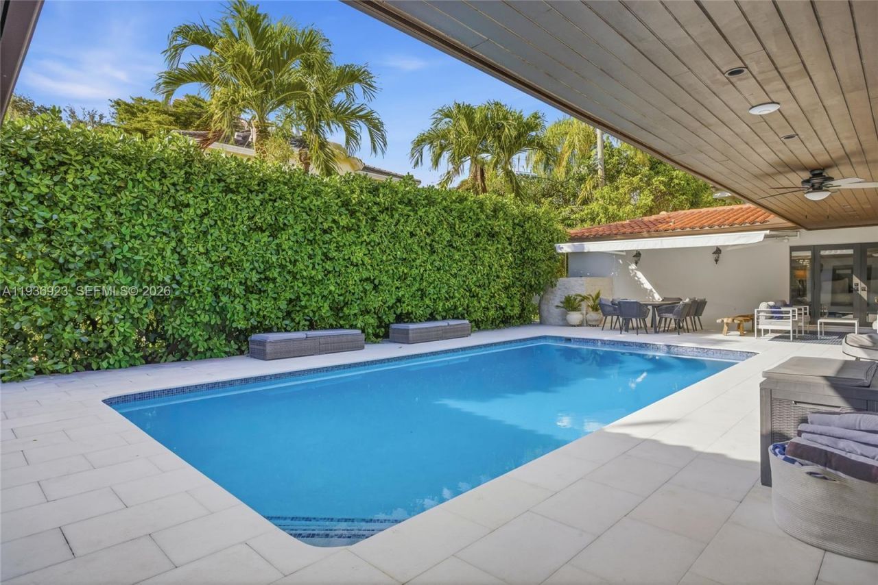 12510 Ramiro St, Coral Gables, FL 33156 Photo