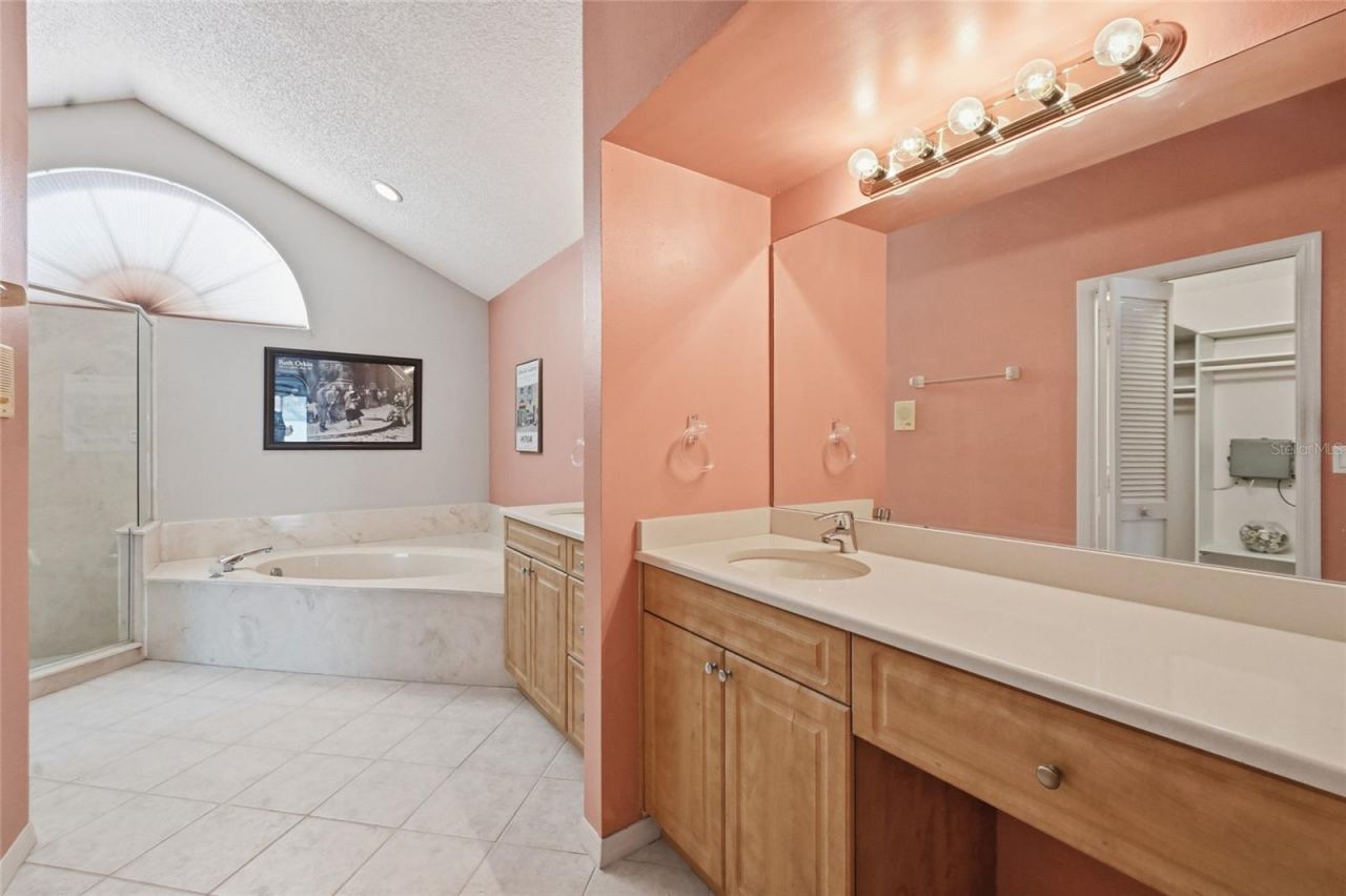 3732 Surrey Lane, Sarasota, FL 34235 Photo