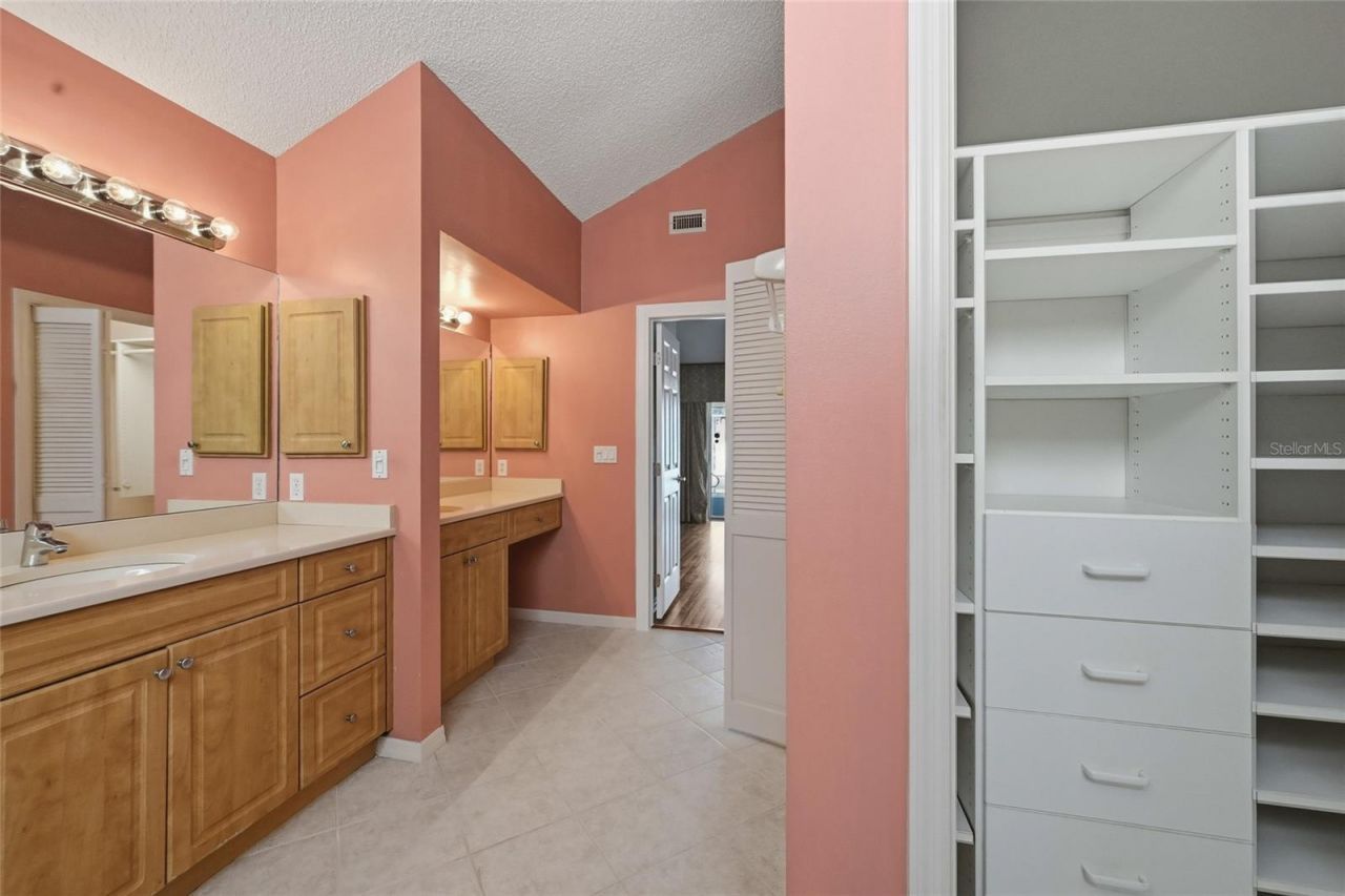 3732 Surrey Lane, Sarasota, FL 34235 Photo