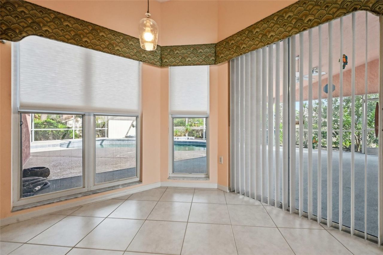 3732 Surrey Lane, Sarasota, FL 34235 Photo