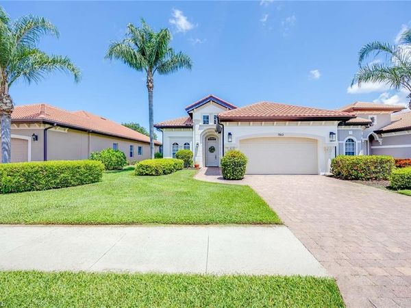 7863 Valencia CT, NAPLES, FL 34113