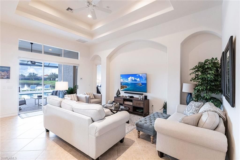 7863 Valencia Ct, Naples, FL 34113 Photo