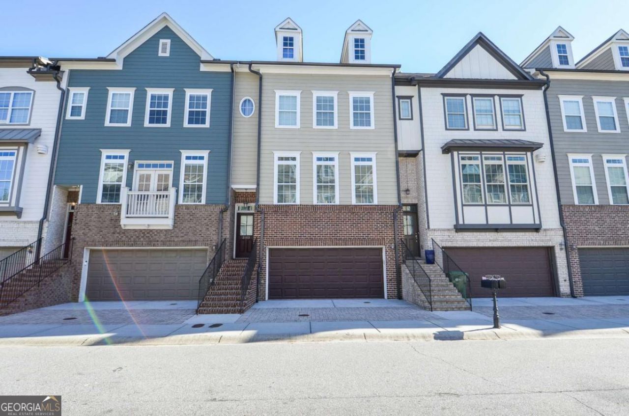 2143 Shale Lane Nw, Atlanta, GA 30318 Main Photo