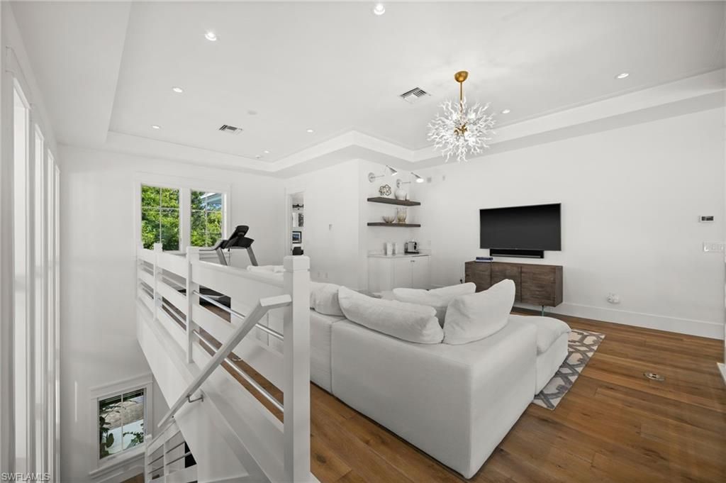 770 Park St, Naples, FL 34102 Photo