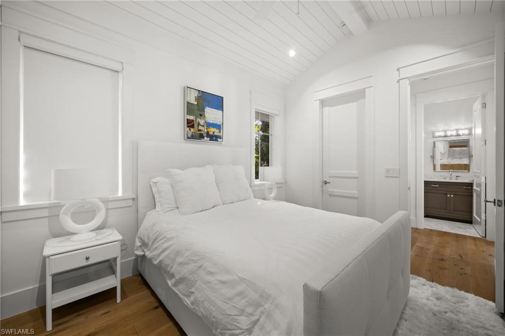 770 Park St, Naples, FL 34102 Photo