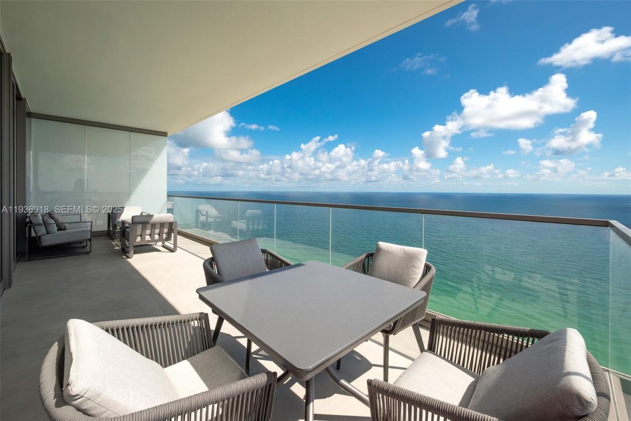 2000 S Ocean Dr, Unit 30B, Hallandale Beach, FL 33009 Photo