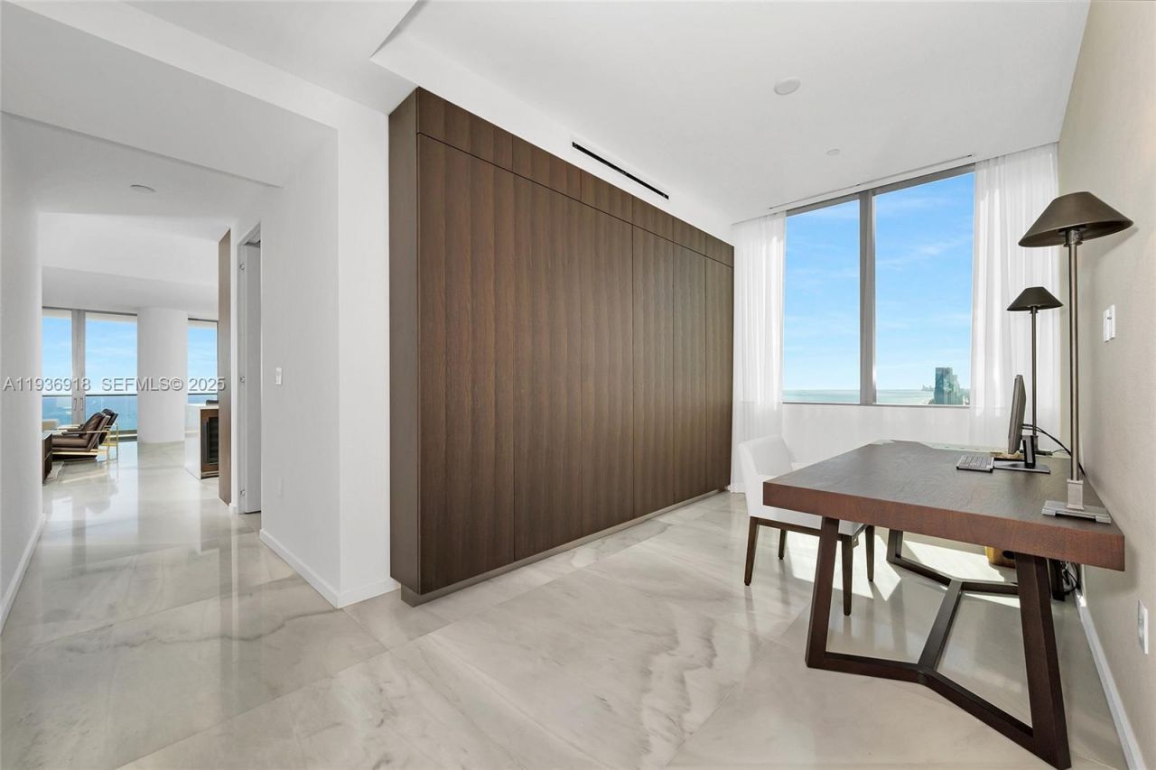 2000 S Ocean Dr, Unit 30B, Hallandale Beach, FL 33009 Photo