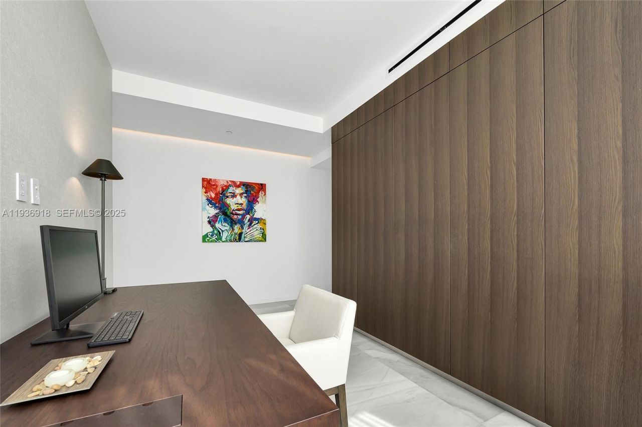 2000 S Ocean Dr, Unit 30B, Hallandale Beach, FL 33009 Photo