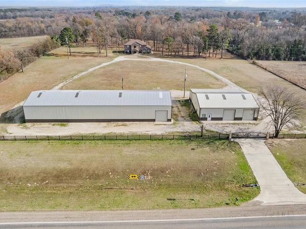 5796 271 Highway S, Pittsburg, TX 75686
