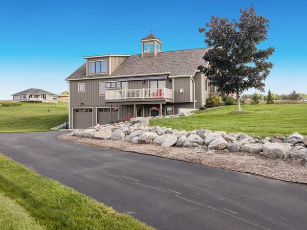4740 Water View Drive E, Lake Leelanau, MI 49653