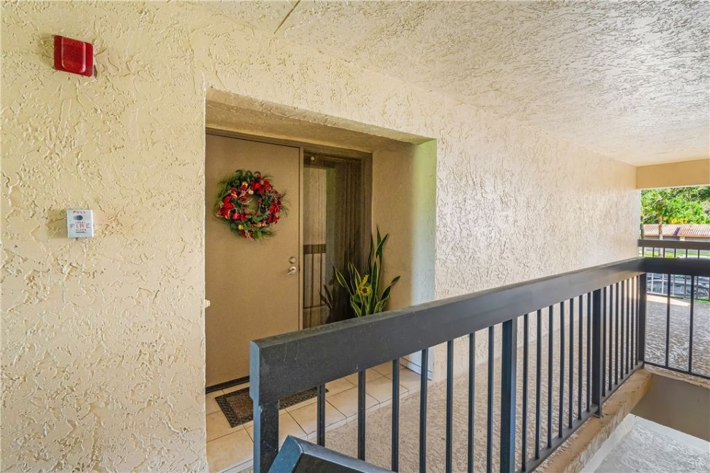 9450 Meadowood Drive, Unit 202, Fort Pierce, FL 34951 Photo