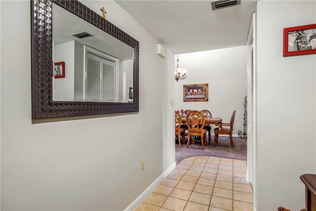 9450 Meadowood Drive, Unit 202, Fort Pierce, FL 34951 Photo