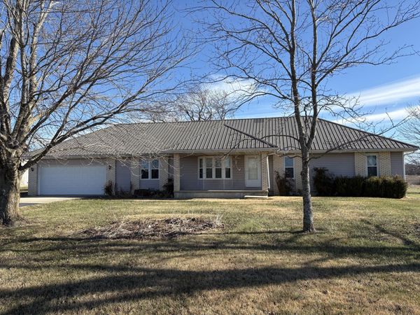 1152 Skyline Road , Seymour, MO 65746