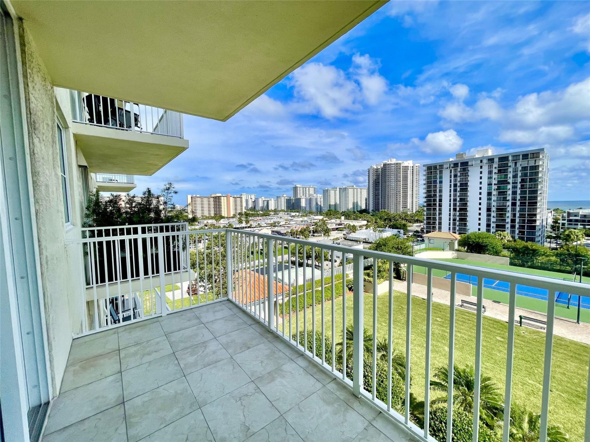 3020 NE 32nd Avenue, Unit 905, Fort Lauderdale, FL 33308 Photo