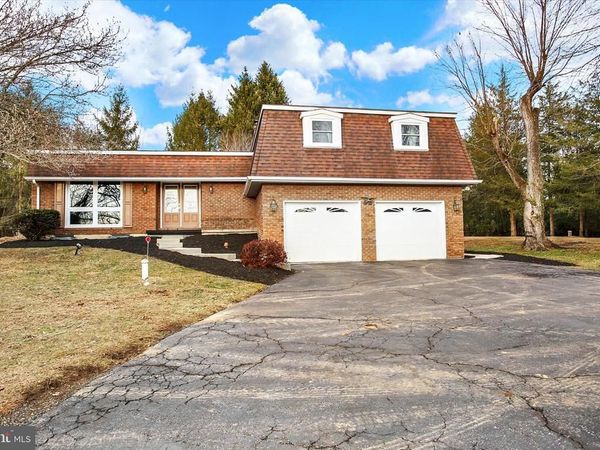 1421 EARLYS MILL ROAD, PALMYRA, PA 17078