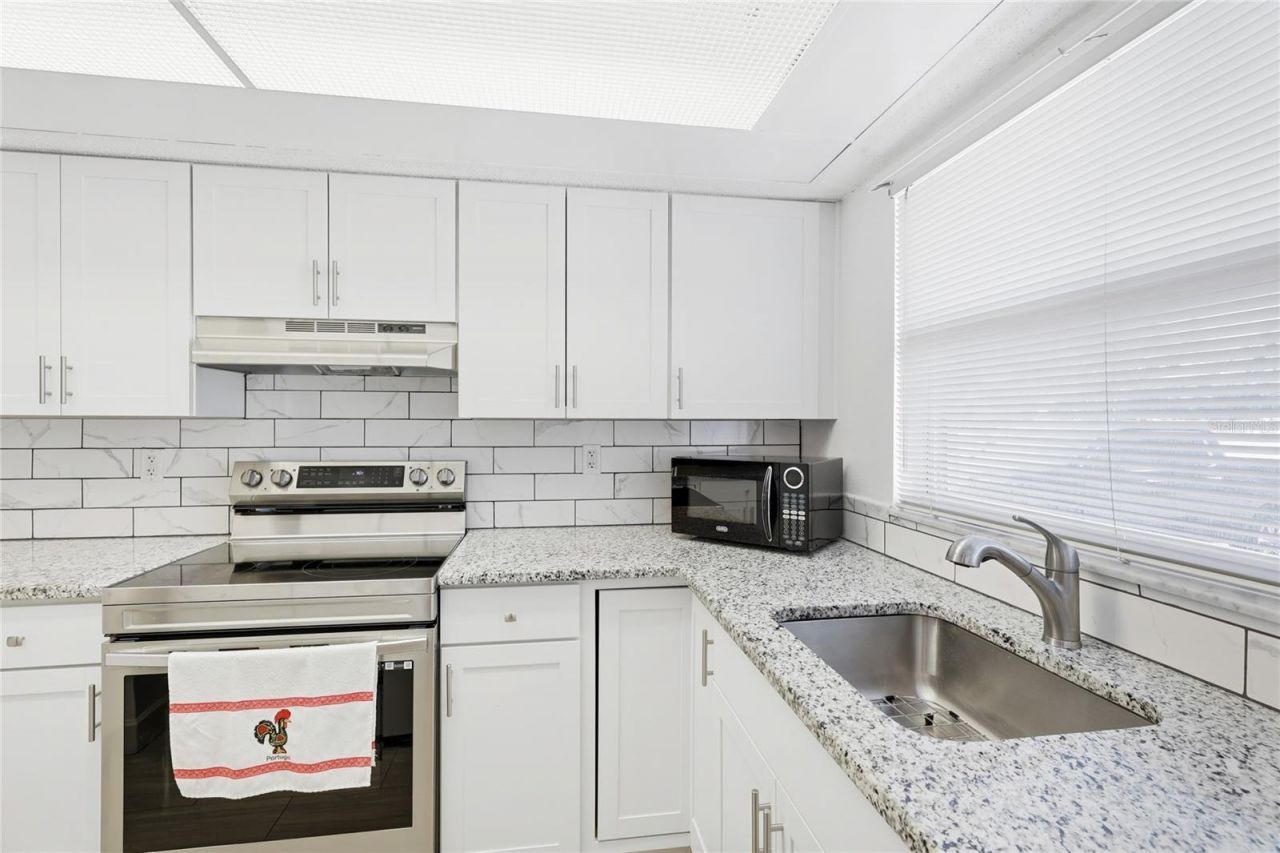 2300 Stickney Point Road, Unit 102, Sarasota, FL 34231 Photo