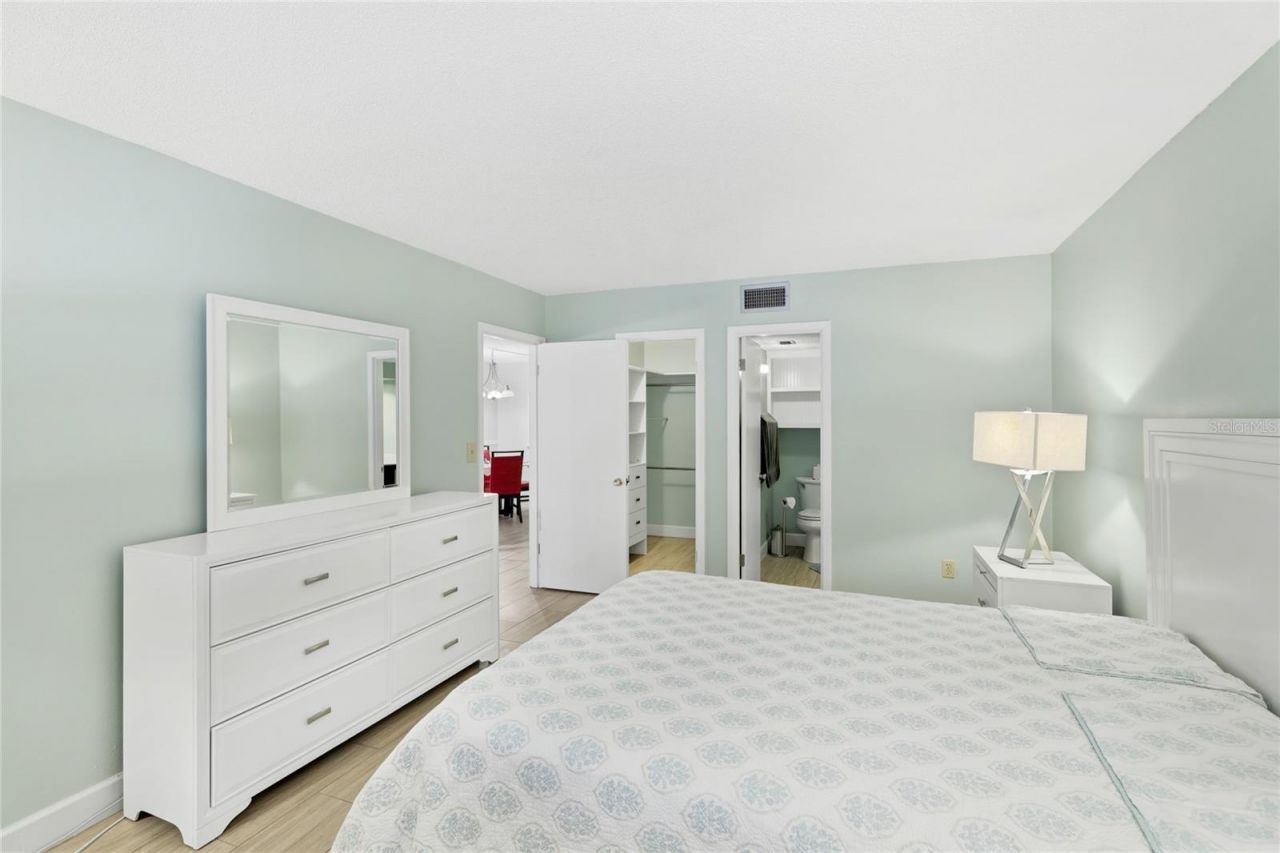 2300 Stickney Point Road, Unit 102, Sarasota, FL 34231 Photo
