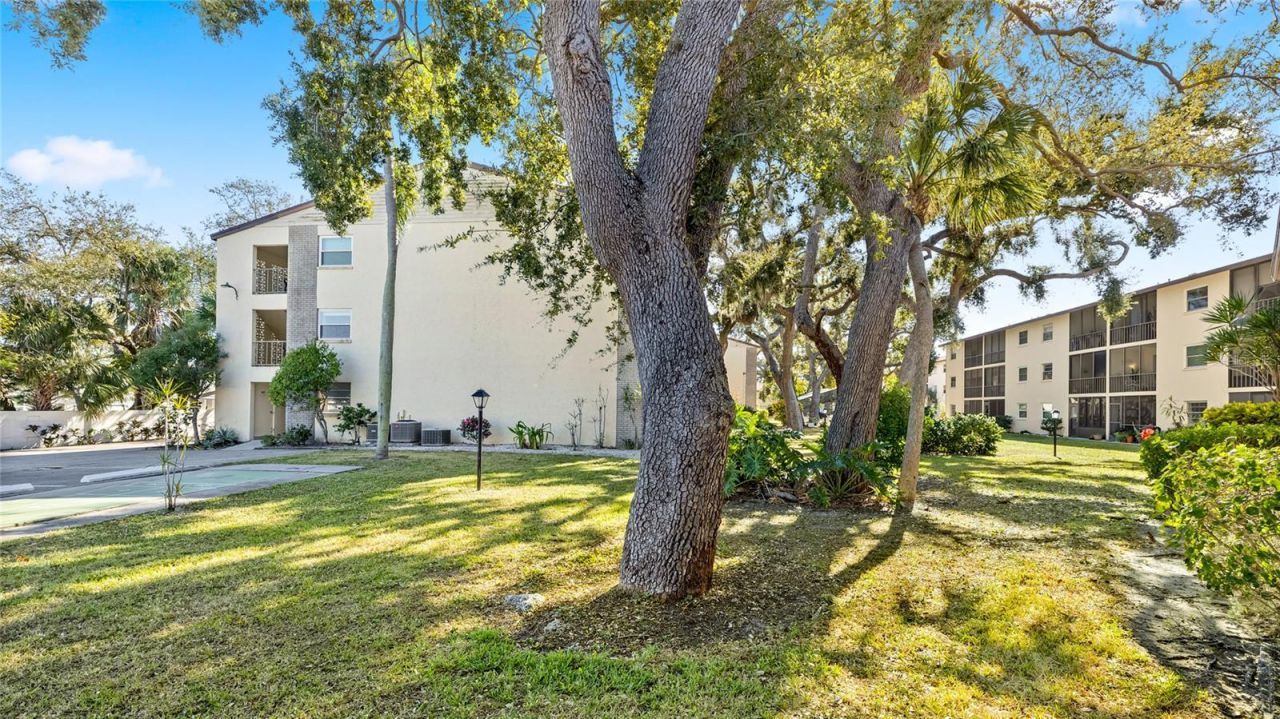 2300 Stickney Point Road, Unit 102, Sarasota, FL 34231 Photo