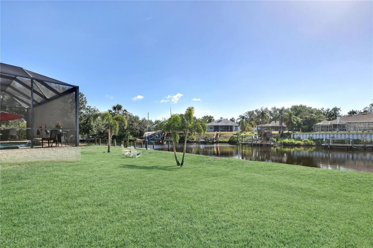 5497 56th Court E, Bradenton, FL 34203 Photo