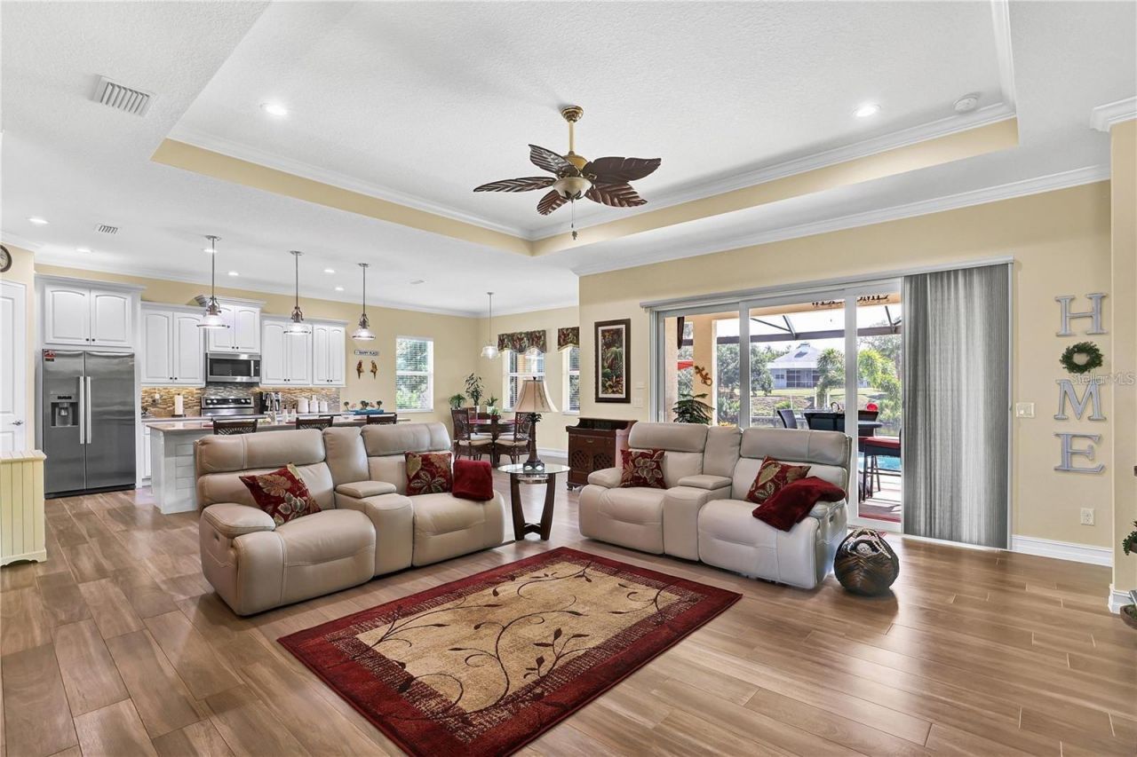 5497 56th Court E, Bradenton, FL 34203 Photo