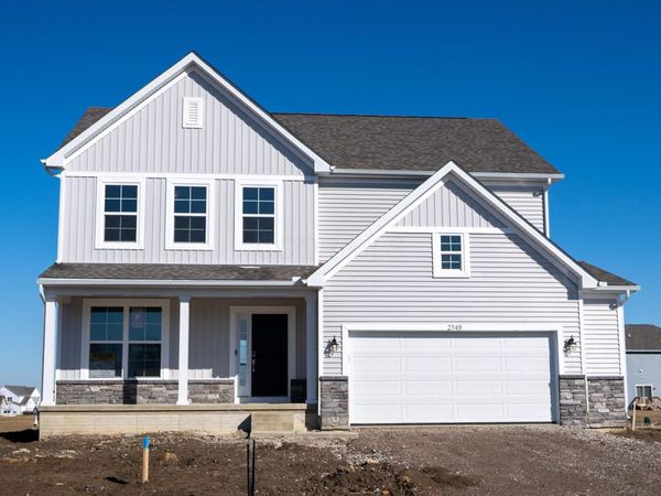 2749 Charlotte Way, Delaware, OH 43015