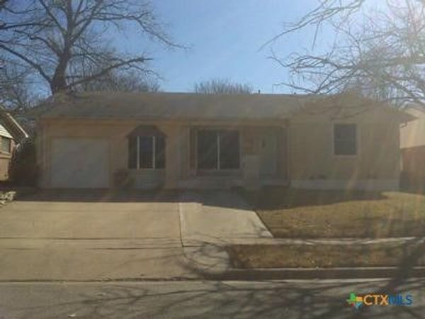 708 Stewart Street , Killeen, TX 76541