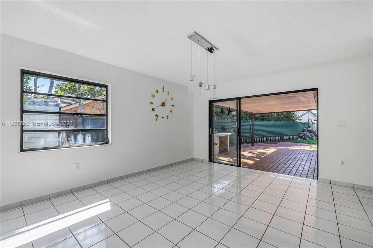 13238 NW 8th Ter, Miami, FL 33182 Photo