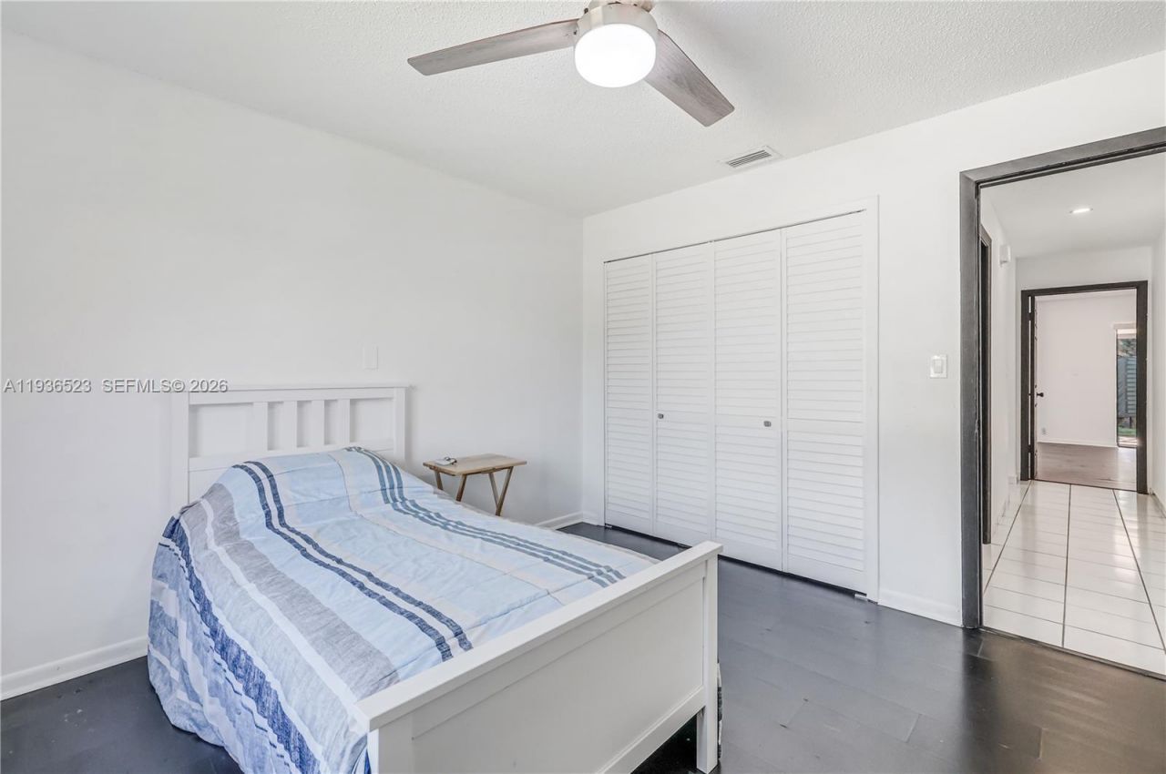 13238 NW 8th Ter, Miami, FL 33182 Photo