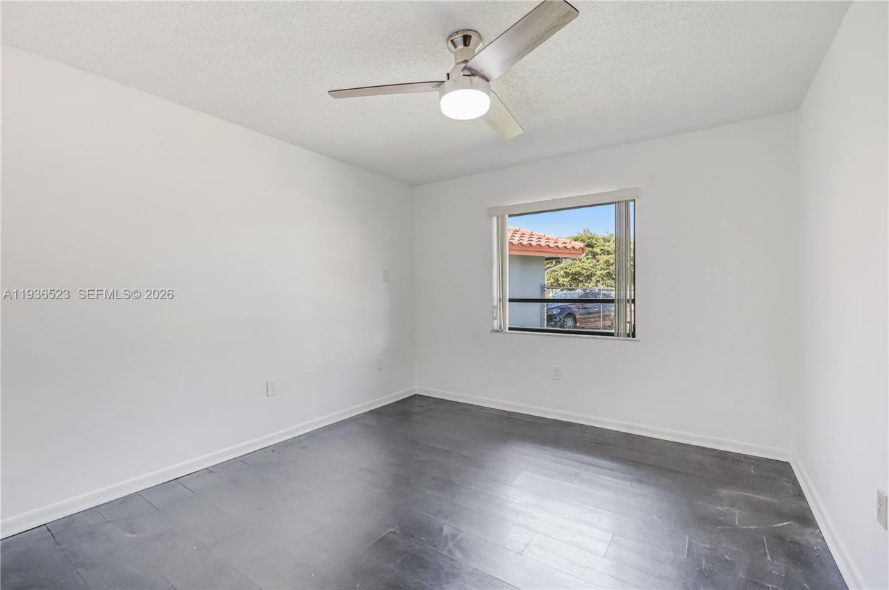 13238 NW 8th Ter, Miami, FL 33182 Photo