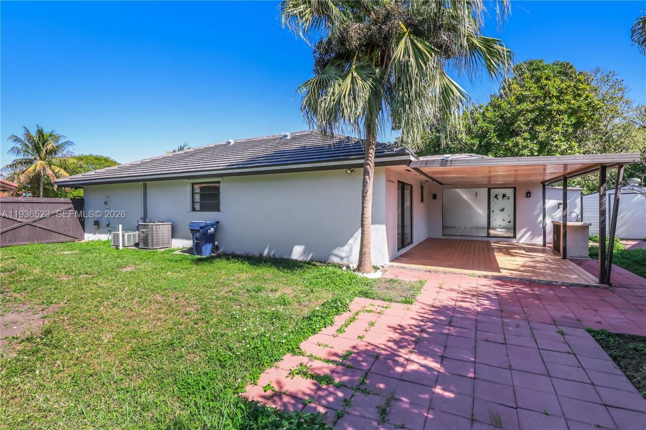 13238 NW 8th Ter, Miami, FL 33182 Photo