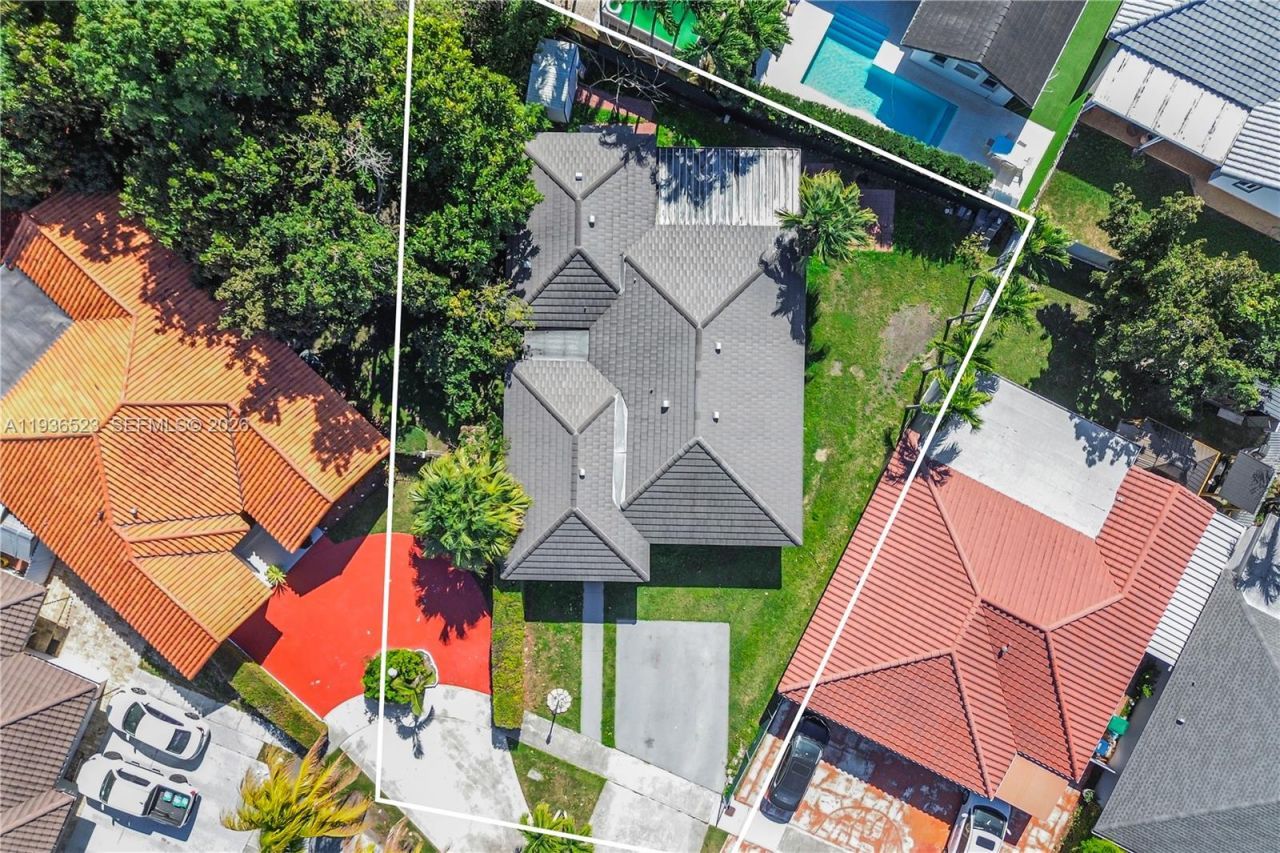 13238 NW 8th Ter, Miami, FL 33182 Photo