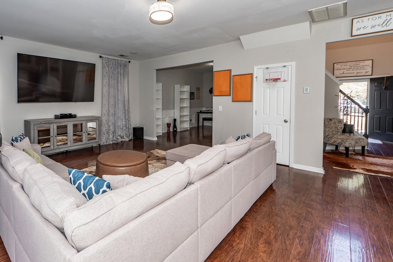 181 Carolina Wren Avenue Photo 10