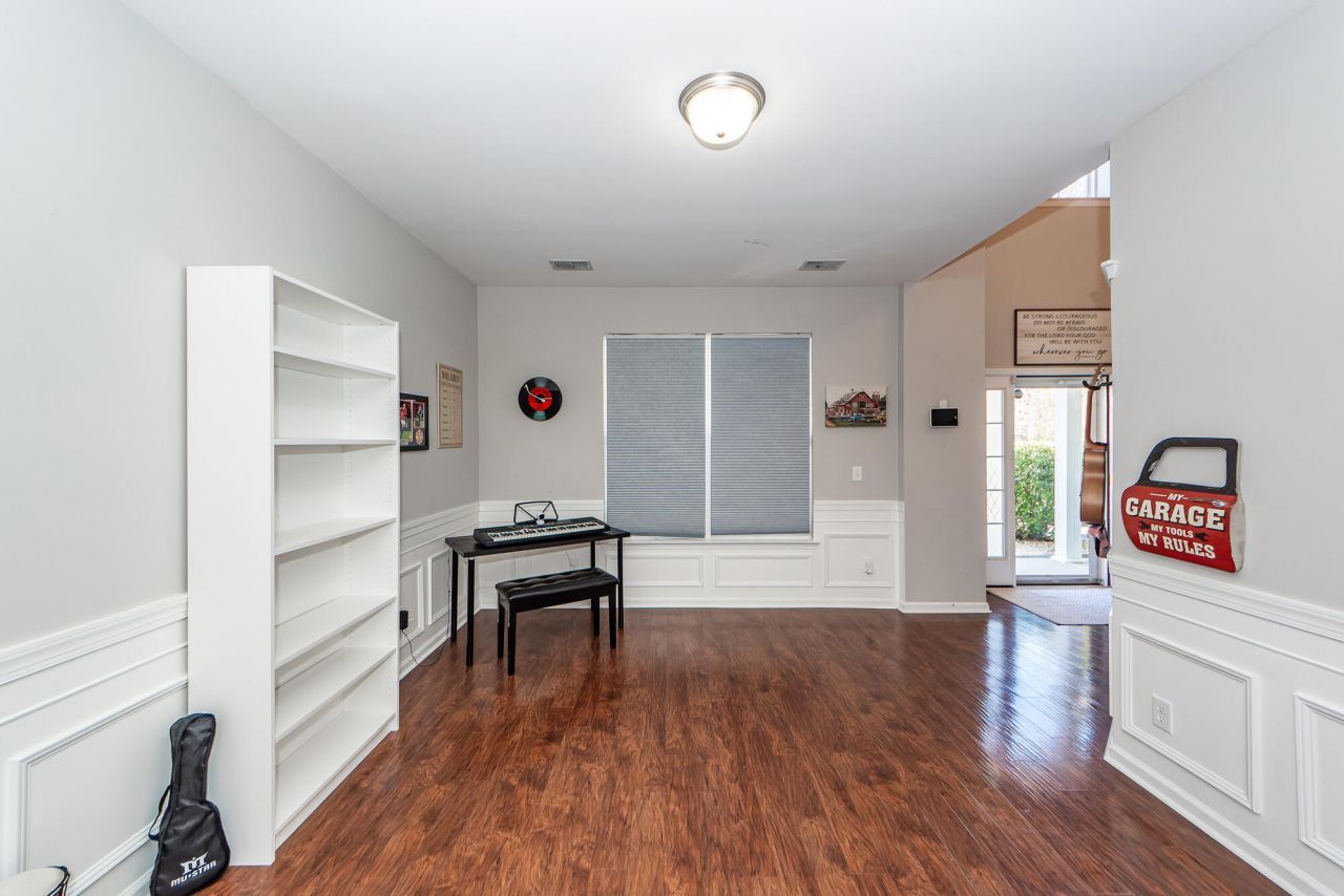 181 Carolina Wren Avenue Photo 5