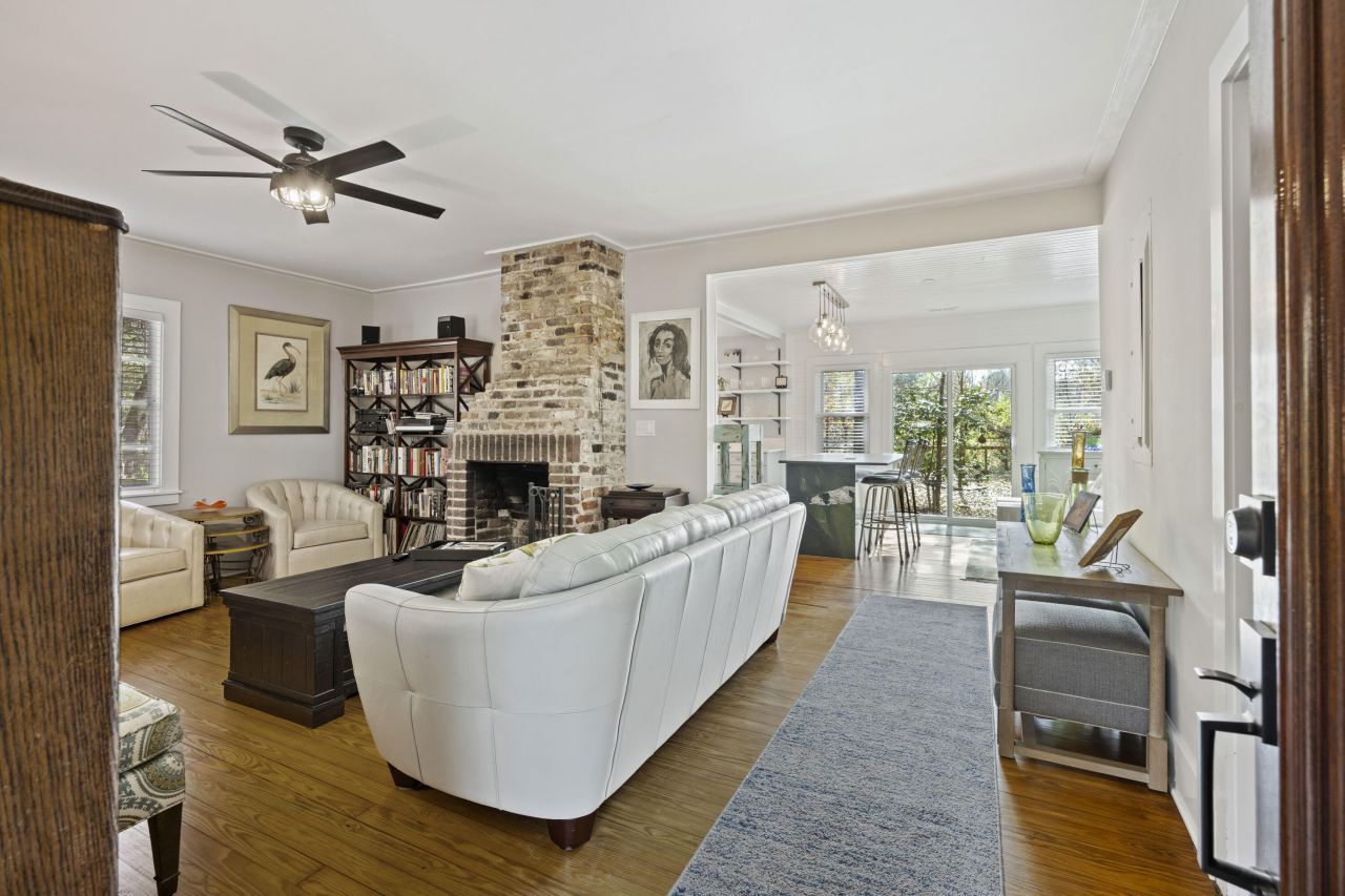 7275 Highway 162 Photo 12