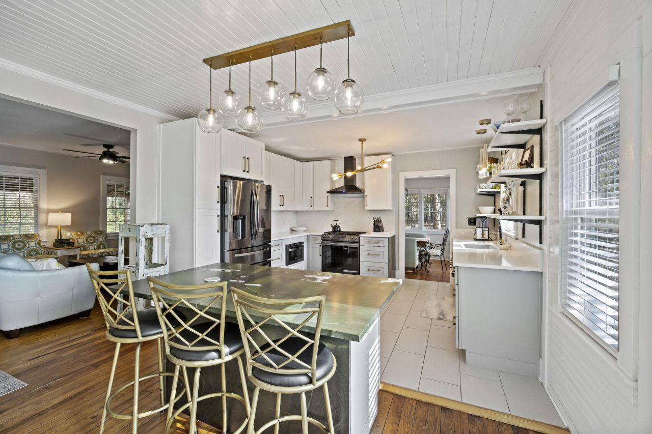 7275 Highway 162 Photo 14