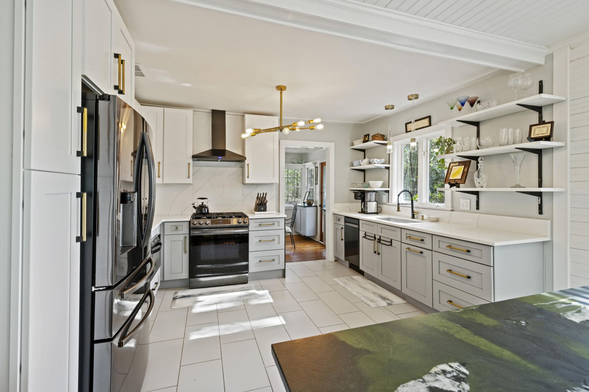 7275 Highway 162 Photo 9