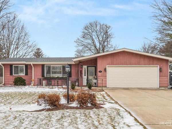 450 W Market Street, Somonauk, IL 60552