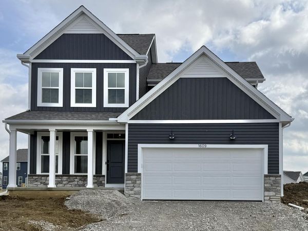 1609 Kenneth Drive, Delaware, OH 43015