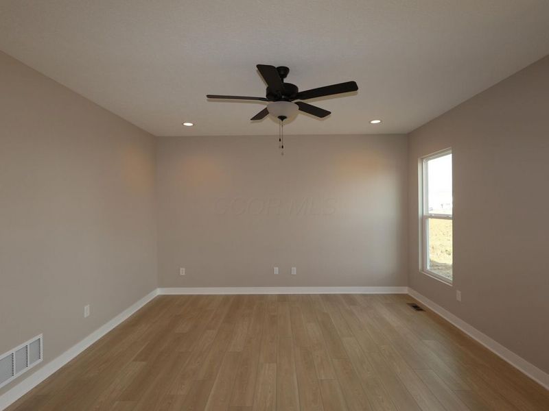 1609 Kenneth Drive, Delaware, OH 43015 Photo 3