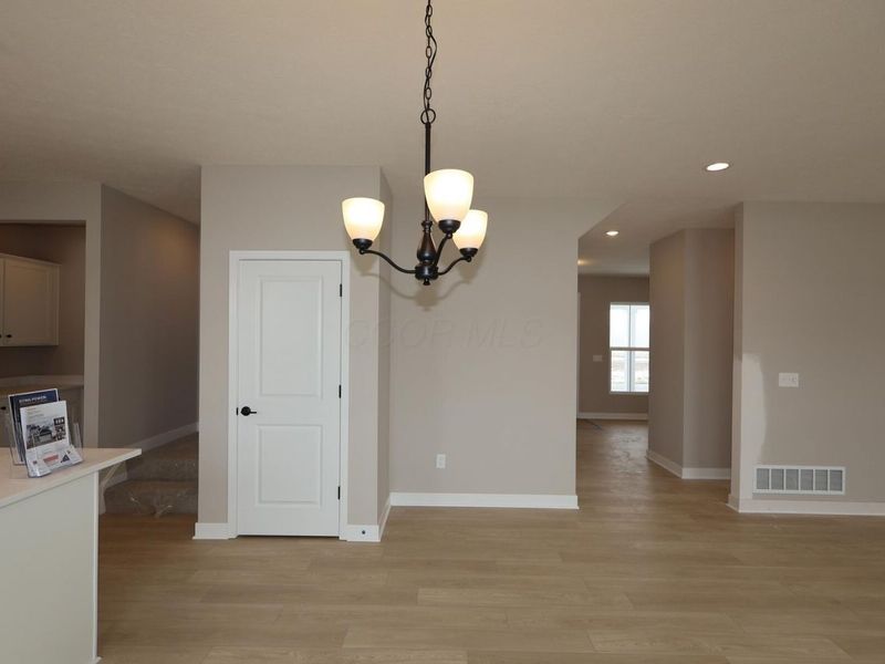 1609 Kenneth Drive, Delaware, OH 43015 Photo 6