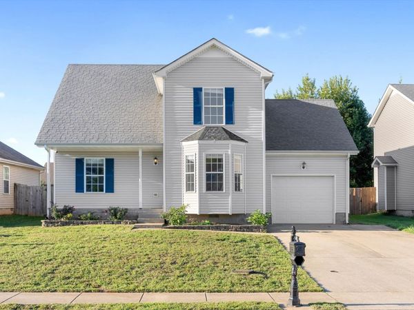 515 Fox Trot Dr, Clarksville, TN 37042