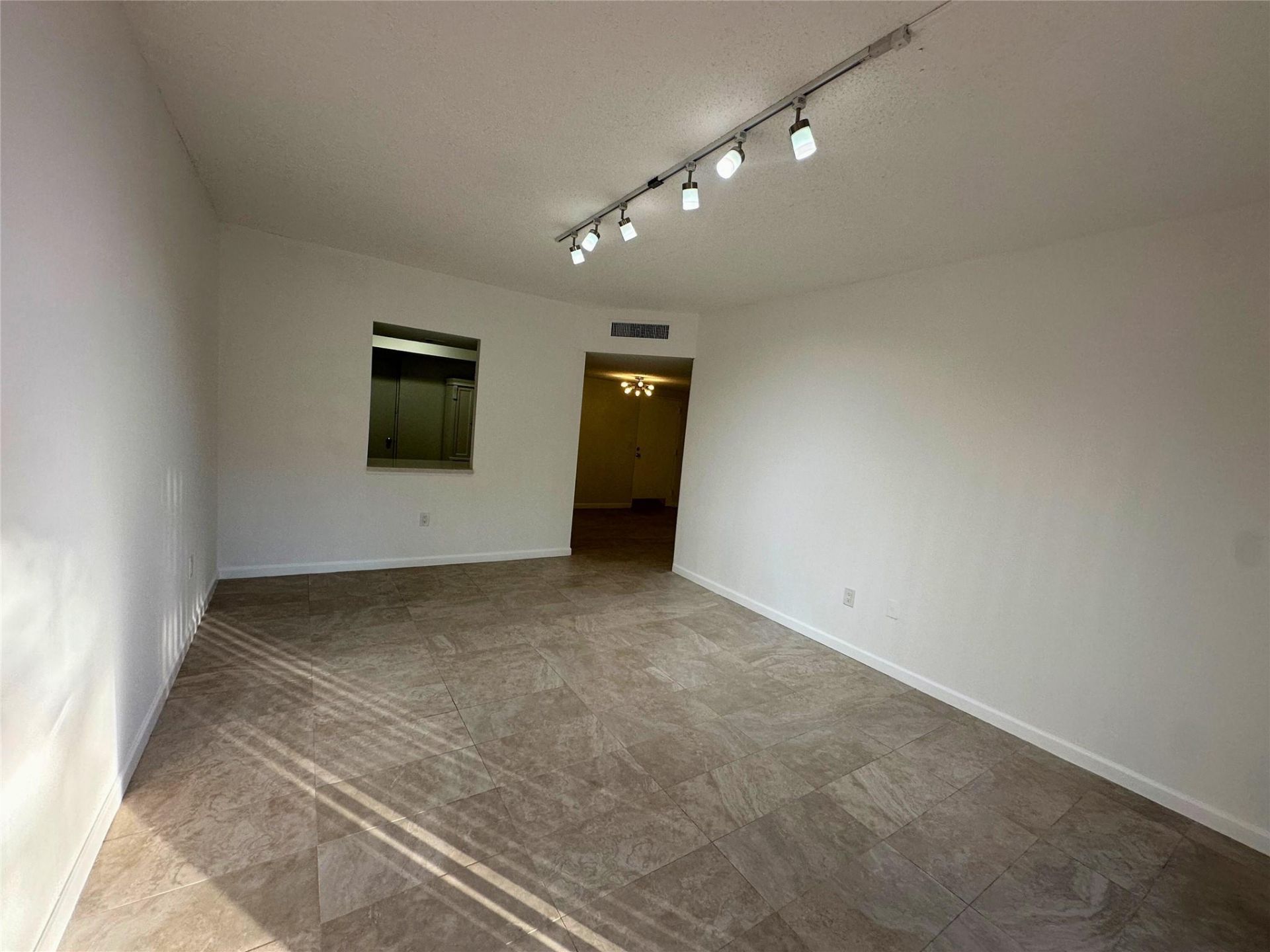 50 SW 3rd Ave, Unit 110, Boca Raton, FL 33432 Photo