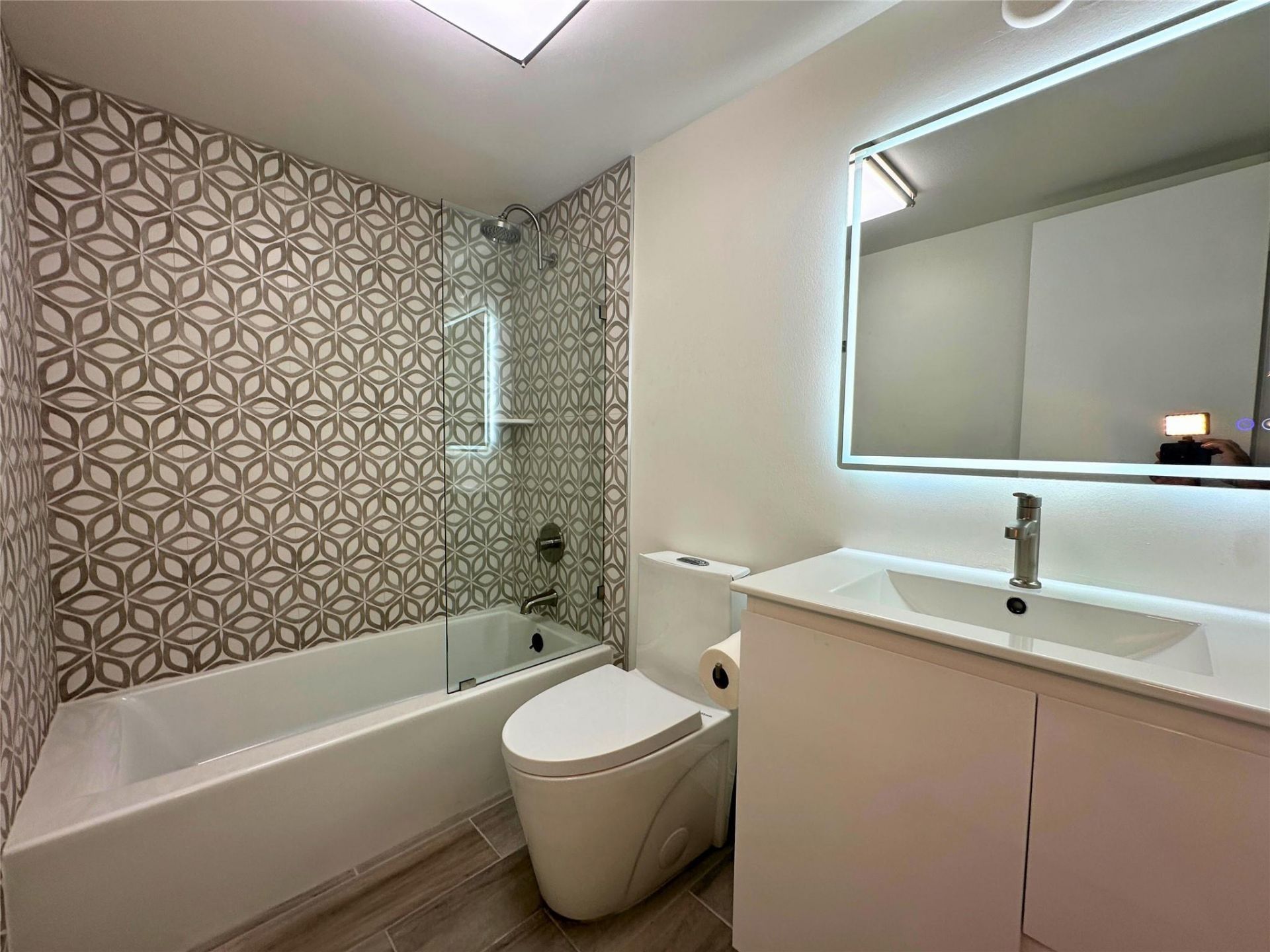 50 SW 3rd Ave, Unit 110, Boca Raton, FL 33432 Photo