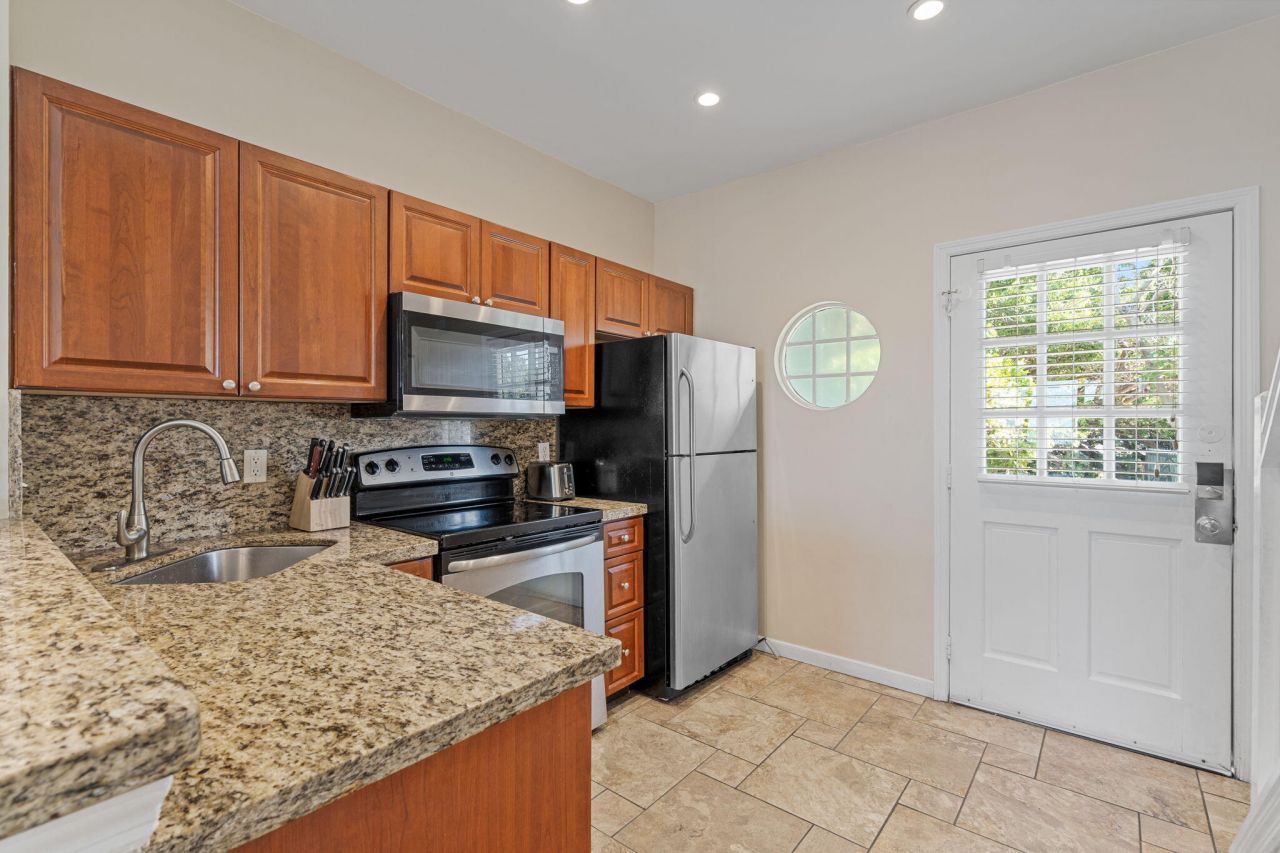 5086 Sunset Village Drive, Duck, FL 33050 Photo