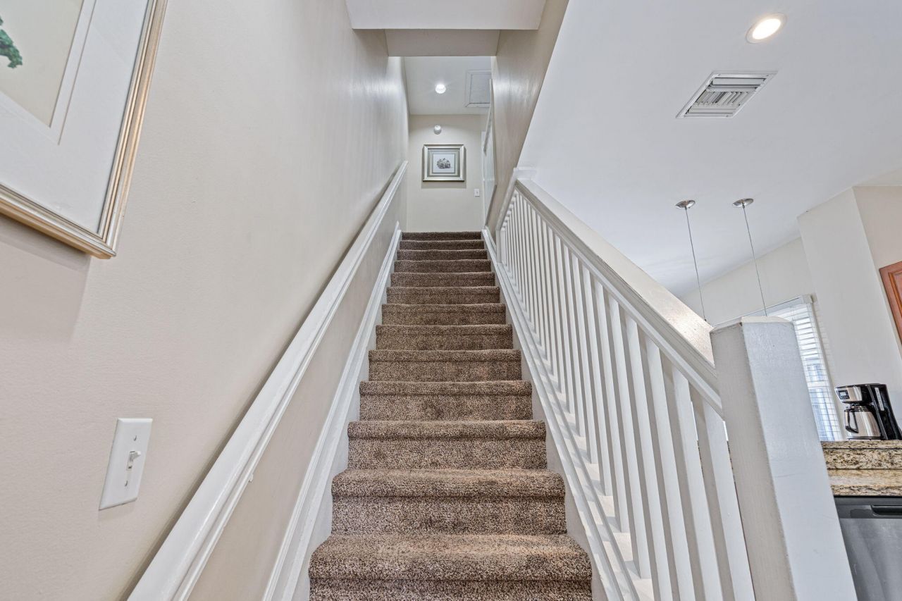 5086 Sunset Village Drive, Duck, FL 33050 Photo